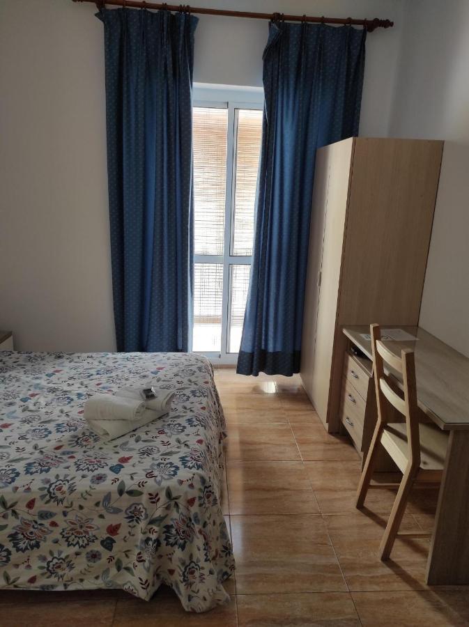 Hostal Fantoni Cádiz Exteriér fotografie