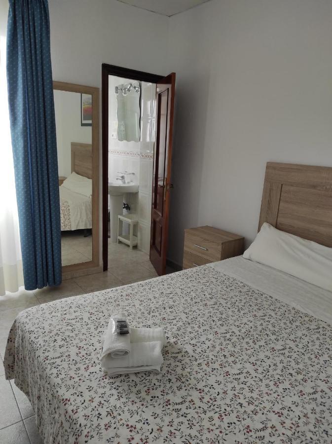 Hostal Fantoni Cádiz Exteriér fotografie