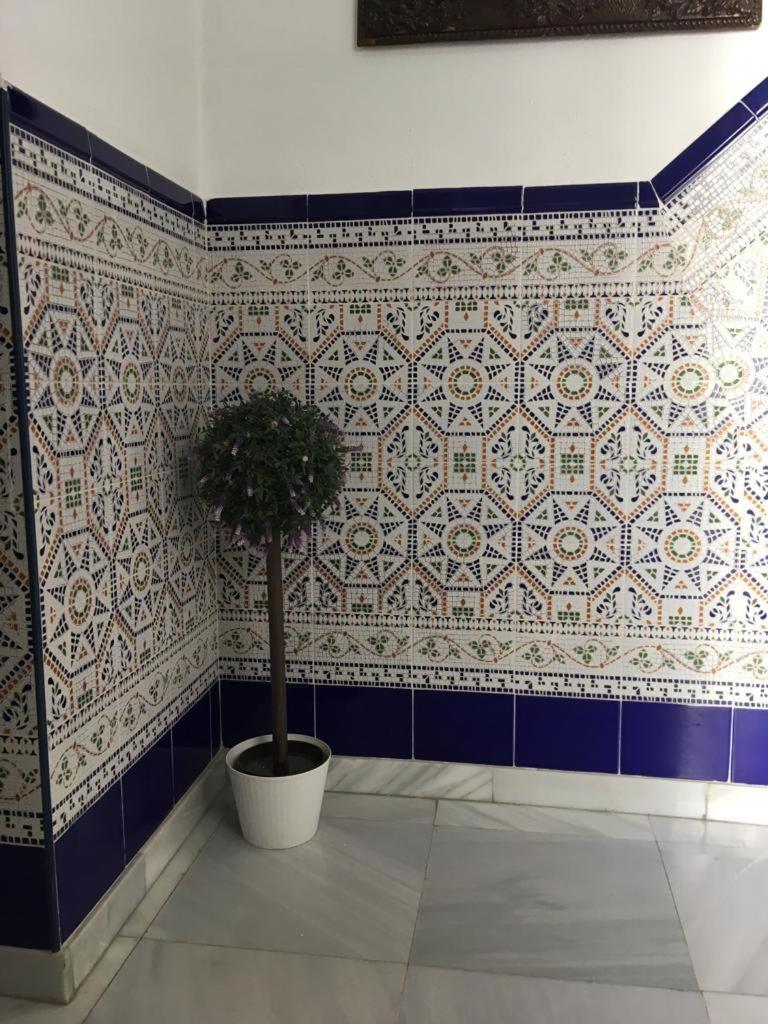 Hostal Fantoni Cádiz Exteriér fotografie